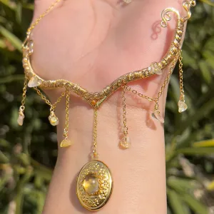 Astraea Locket in Citrine ✵