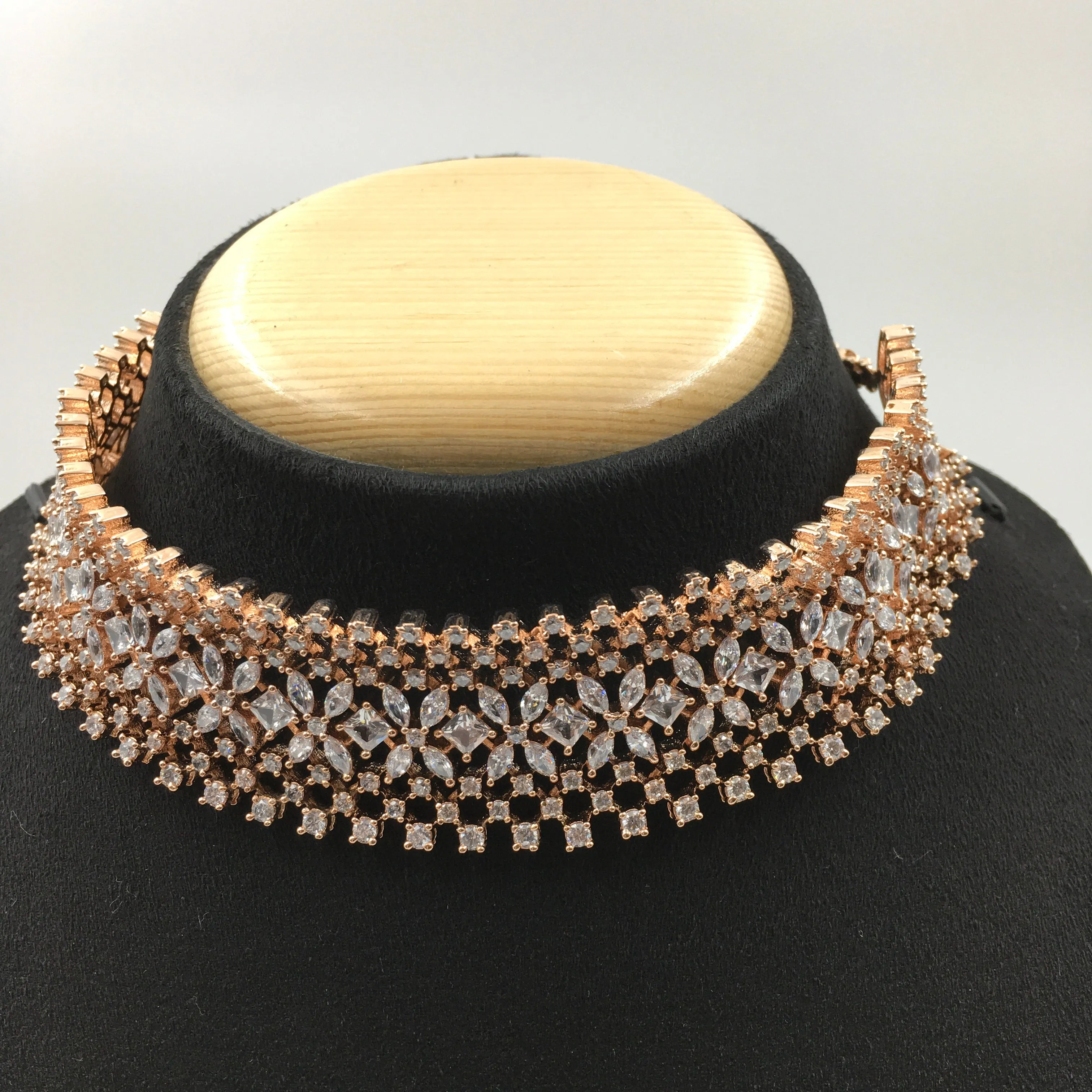 Choker Zircon/AD Necklace Set 4140-69