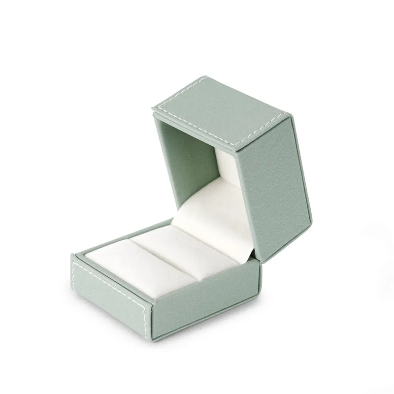 Light Green PU Leather Bracelet Chain Gift Box H120