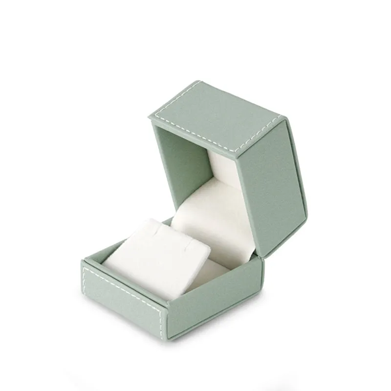 Light Green PU Leather Bracelet Chain Gift Box H120