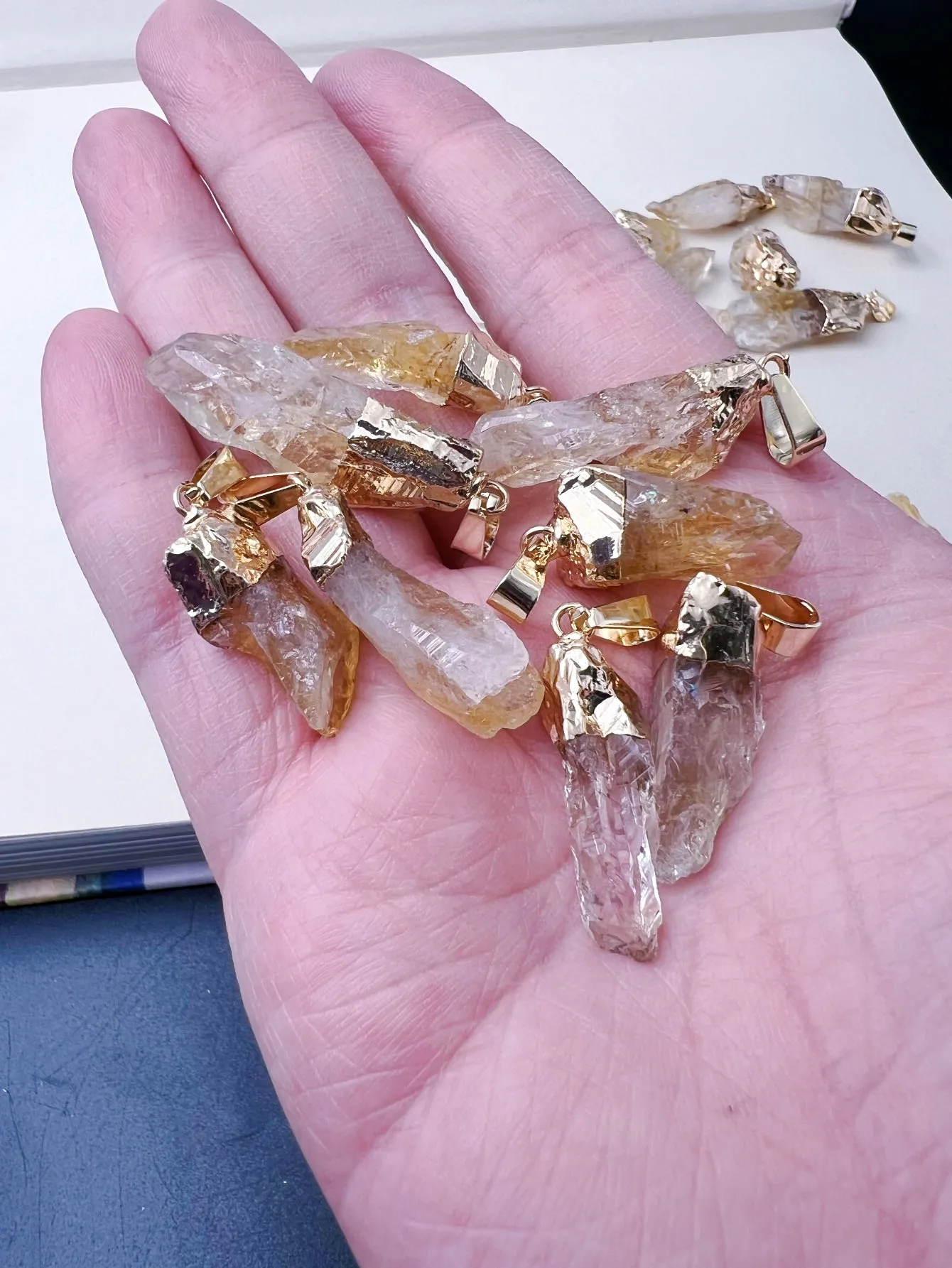 Natural Brazilian Citrine Stone Necklace Healing Crystal Pendant Spiritual Energy Best Friend Gift 1pc