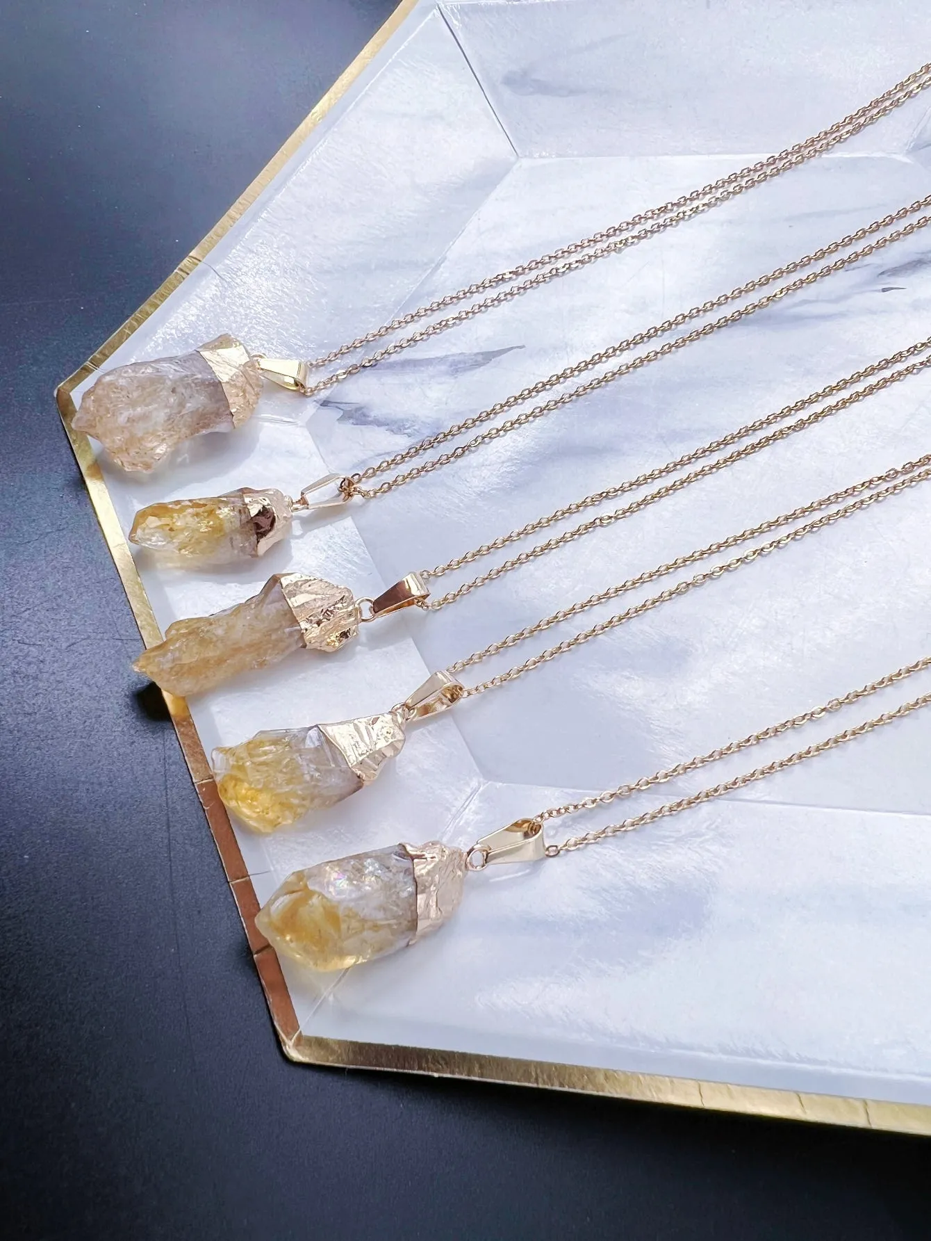 Natural Brazilian Citrine Stone Necklace Healing Crystal Pendant Spiritual Energy Best Friend Gift 1pc