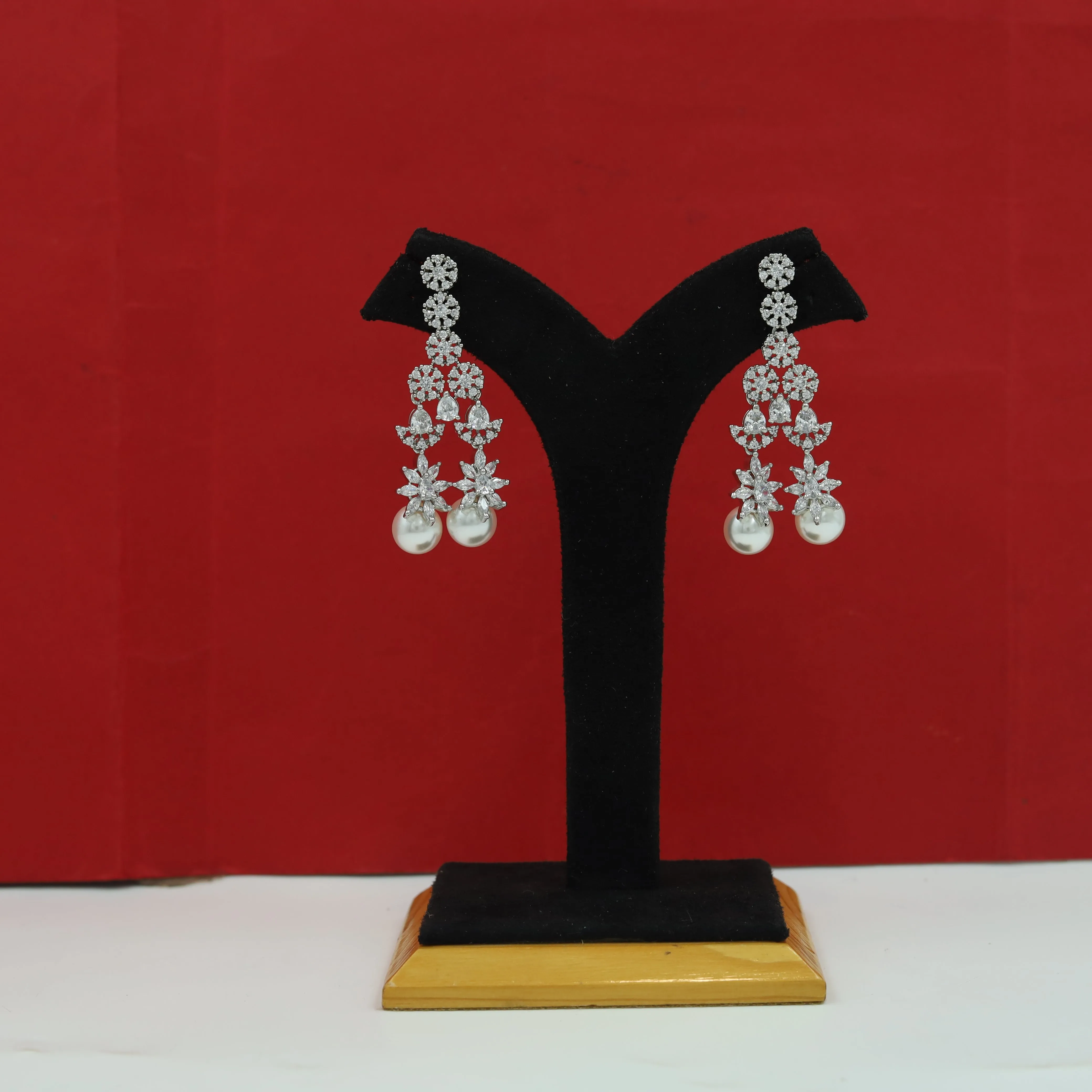 Pearl Round Neck Zircon/AD Necklace Set 16235-69