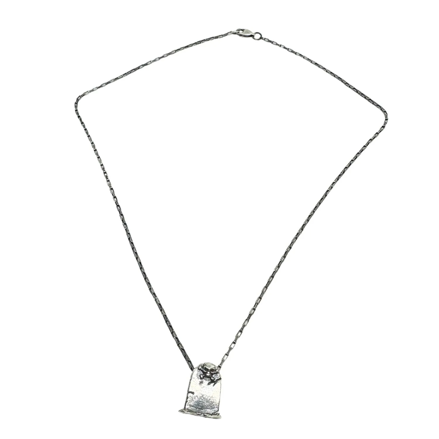 SKELETON GRAVE Rectangular Trace CHAIN NECKLACE