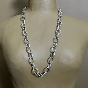 'Vera' mid-length chain necklace